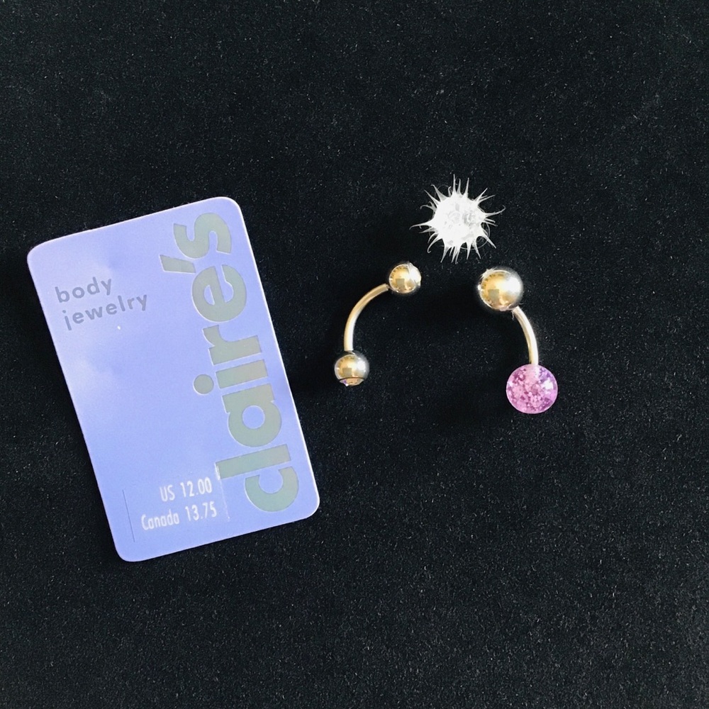 Claire’s Belly Bar set